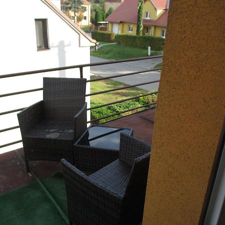 Rd Cerncin Bucovice Apartment Exterior photo